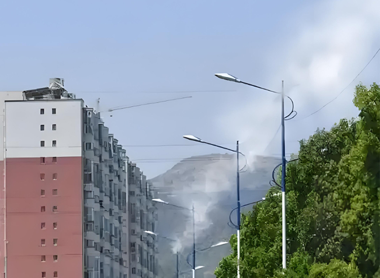 喷雾路灯-智慧城市道路喷淋除尘新设备